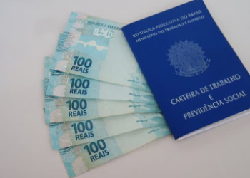 Salário mínimo passa a R$ 1.621 e já está em vigor em todo o país