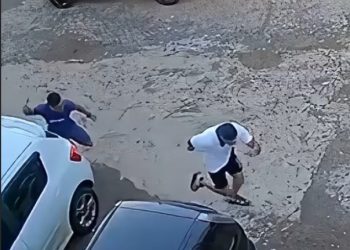 Homem é a atacado com golpes de faca em estacionamento de academia e acaba morrendo