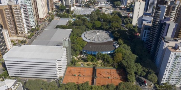 Leilão oferece título do Clube Curitibano com 50% de desconto