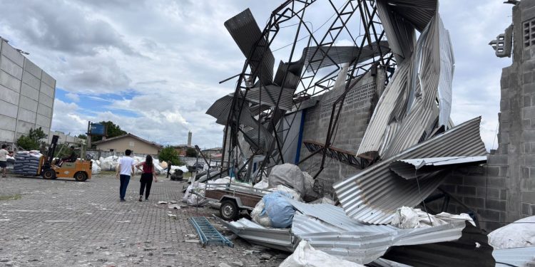 Simepar classifica tornado que atingiu São José dos Pinhais na categoria F2 da Escala Fujita