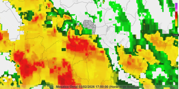 Para Simepar, volume do temporal que atingiu Curitiba foi de intenso a extremo