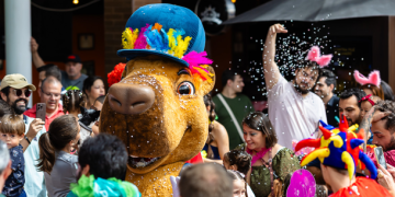 Carnaval do Shopping Estação terá dois dias de festa com Escola de Samba e atrações gratuitas para todas as idades
