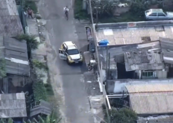 Operação da PMPR com drones e cães resulta na apreensão de drogas e 3 prisões em Matinhos