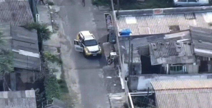 Operação da PMPR com drones e cães resulta na apreensão de drogas e 3 prisões em Matinhos