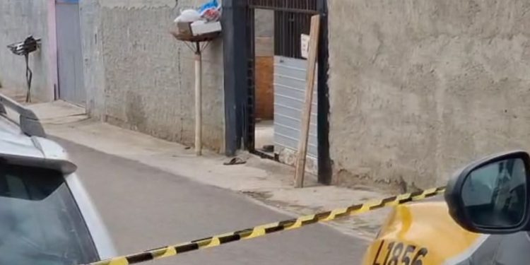 Homem é baleado na rua, corre até em casa, mas morre no quintal