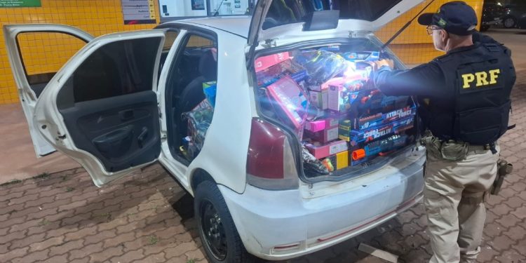 Duas apreensões de mercadorias irregulares são registradas pela PRF