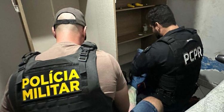 Polícia deflagra operação com 105 mandados contra tráfico em Curitiba e Campos Gerais