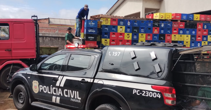 PCPR faz descarte de 400 engradados de cervejas falsificadas