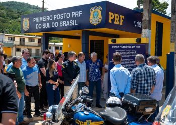 PRF celebra 83 anos de atuação no Paraná em parceria com Tunas do Paraná