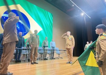 Polícia Militar do Paraná realiza solenidade de entrega de comando do 3º CRPM em Maringá