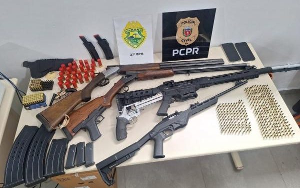 PMPR cumpre mandado de busca e apreensão e prende casal por posse ilegal de armas em São Mateus do Sul