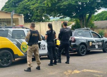 PCPR e PMPR prendem homem e apreendem armas durante cumprimento de mandado em Umuarama