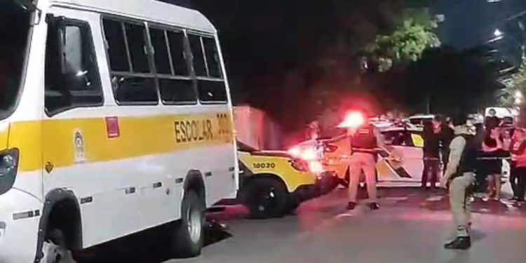 Adolescente de 13 anos em bicicleta perde a vida em colisão com ônibus na RMC