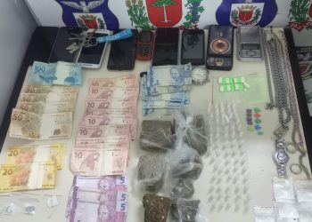 Guarda Municipal prende dois suspeitos por tráfico de drogas no Centro