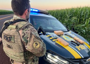 PRF apreende drogas e pistola “premium” após acompanhamento tático