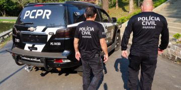 Polícia Civil prende dois homens por envolvimento em roubo de veículo em Pinhais