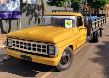 Ação conjunta da PMPR com PF resulta na apreensão de quase mil litros de combustível, veículos e prisão de homem em Santa Helena