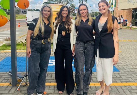 ​PCPR reforça combate à violência contra a mulher em evento alusivo ao Março Lilás em Carambeí
