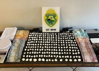 PMPR prende casal por tráfico de drogas e apreende entorpecentes em Umuarama