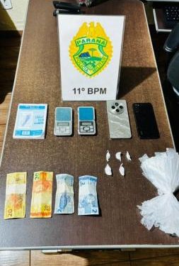 PMPR prende envolvidos com tráfico de drogas durante ação policial em Fênix