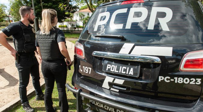 PCPR prende mulher em flagrante por furto de celular em rodoviária de Jaguariaíva