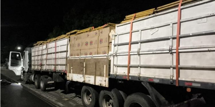 PMPR apreende carga de cigarros contrabandeados em Pato Branco