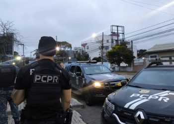 Polícia Civil cumpre buscas contra suspeito por importunação sexual no bairro Rebouças, em Curitiba