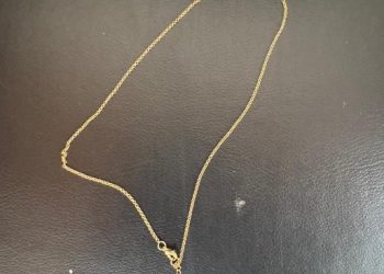 Adolescente é apreendido após roubo de corrente na Praça Santos Andrade