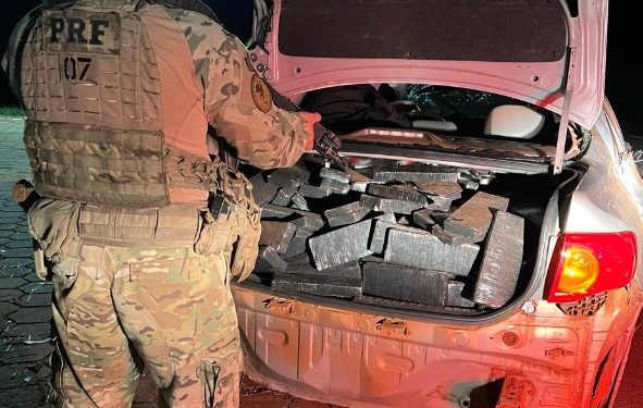Após acompanhamento tático, dois adolescentes são apreendidos com 660 quilos de maconha no Oeste do Paraná