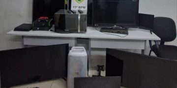 Mulher é presa e PM recupera televisores, videogames e eletrônicos furtados em Curitiba