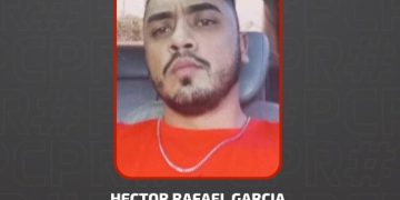 Polícia Civil divulga foto de foragido por crimes praticados em Santa Catarina e no Paraná