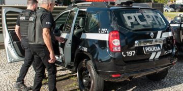 PCPR prende homem por utilizar documentos falsos para sacar dinheiro em bancos de Curitiba
