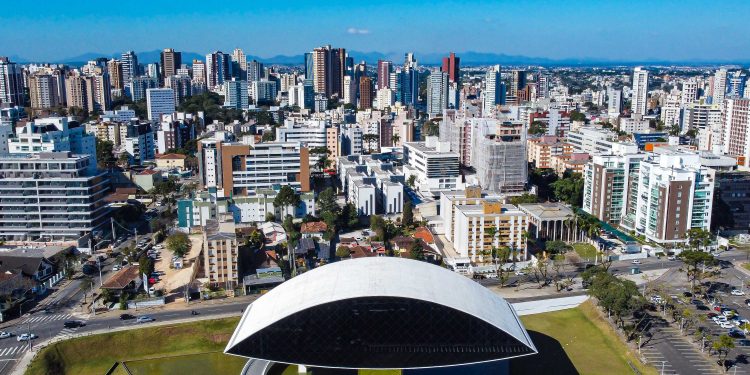 Dia do Trabalhador: confira o atendimento dos órgãos estaduais no feriado