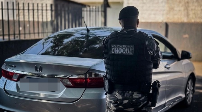 PMPR prende homem com veículo furtado e adulterado em Maringá