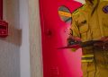 Bombeiros orientam a população sobre emergências em locais com grandes públicos
