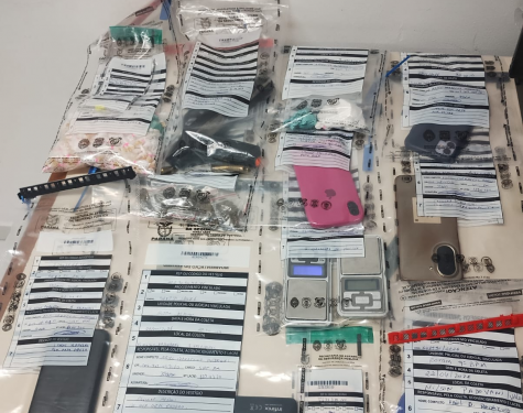 PMPR detém cinco pessoas por tráfico de drogas e apreende arma na Ilha dos Valadares, em Paranaguá