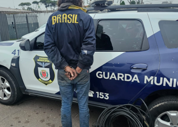 Guarda Municipal prende homem em flagrante por furto de cabo e recupera mais de 8 quilos de fiação de telefonia