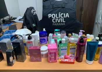 PCPR deflagra Operação Mascate e prende três pessoas por comércio ilegal de produtos furtados e medicamentos sem registro em Curitiba