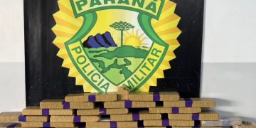 CORP e equipes do 12º BPM apreendem mais de 24 quilos de maconha e desarticulam mais um esquema de tráfico delivery em Curitiba