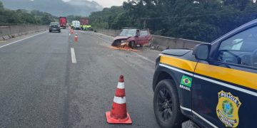 Acidente envolvendo quatro veículos deixa um morto na BR-277, em Paranaguá