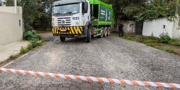 Coletor morto prensado por caminhão da coleta de lixo será enterrado neste domingo