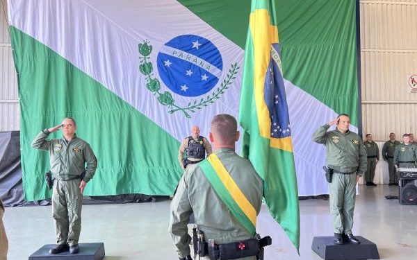 Polícia Militar realiza passagem de comando do Comando de Aviação em Curitiba