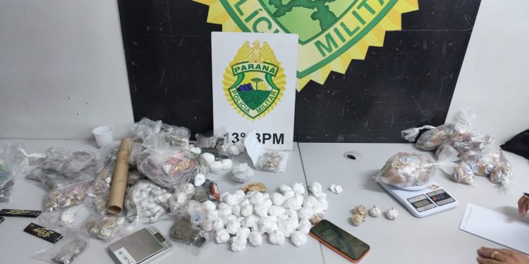Operação da PM apreende drogas e prende suspeito no Parolin