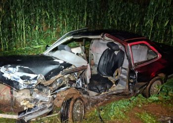 Jovem de 24 anos e passageira de 18 morrem em grave acidente na PR-538