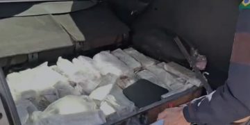PRF apreende 212 quilos de maconha escondidos em compartimentos secretos durante atendimento de acidente
