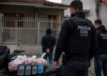 Polícia prende indivíduo que roubava dados bancários durante entregas de produtos em Curitiba