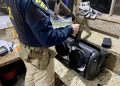 PRF apreende fuzil escondido dentro de caixa de som na BR-277