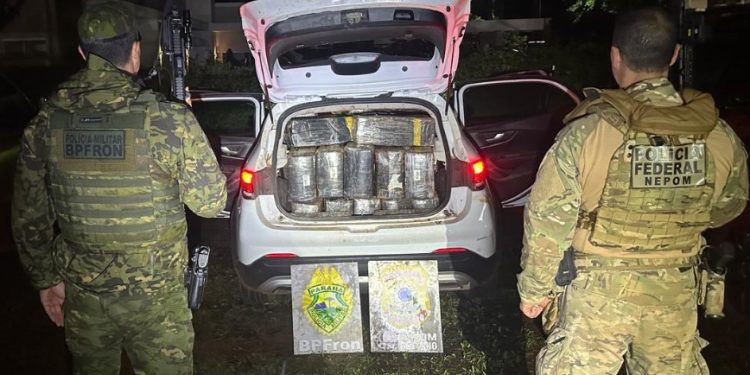 Ação integrada apreende mais de uma tonelada de maconha em veículo furtado no Oeste do Paraná