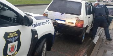 Guarda Municipal recupera carro furtado e prende dois homens em Curitiba