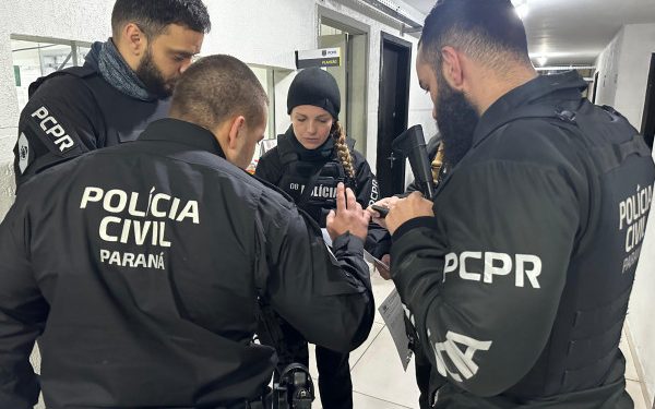 Polícia Civil prende cinco pessoas em operação de repressão a furtos e roubos de veículos em Curitiba